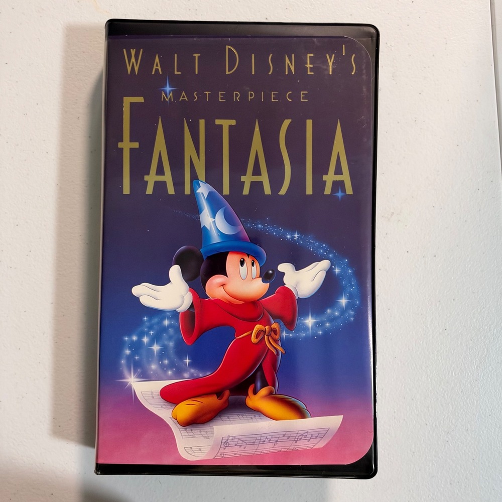 Walt Disney's Masterpiece Fantasia VHS Vintage 1132 Black Clamshell Case